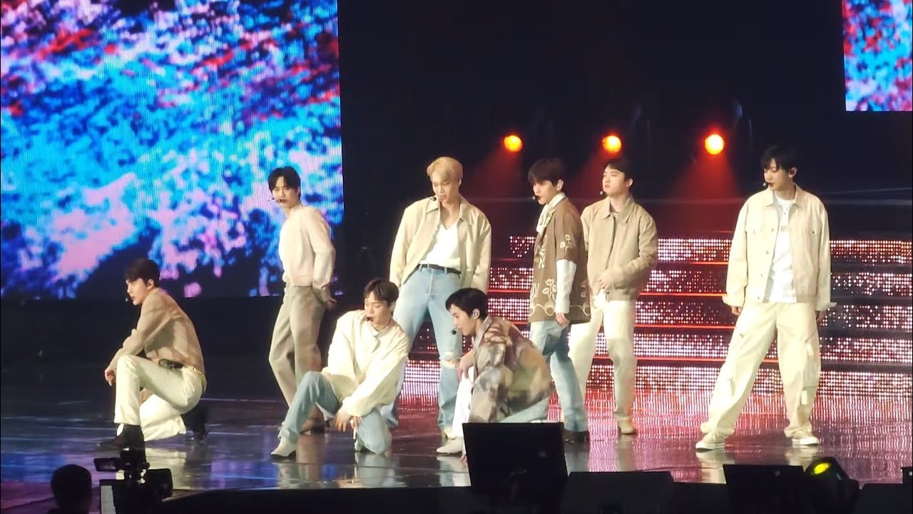 exo clock 230408 엑소 으르렁