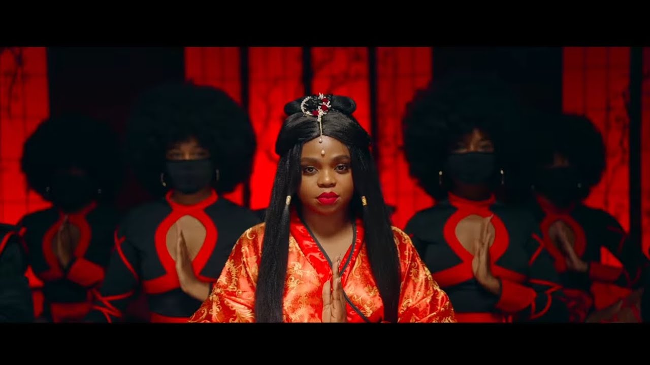 JEEJEE  - N&rsquo;EGAL - (video officiel)