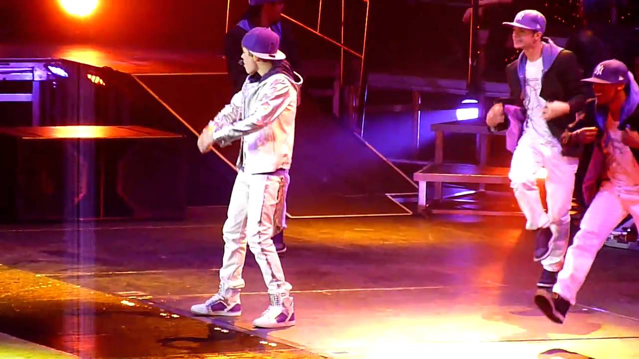 HD - Justin Bieber - Runaway love // 27-03-2011 // Ahoy Rotterdam