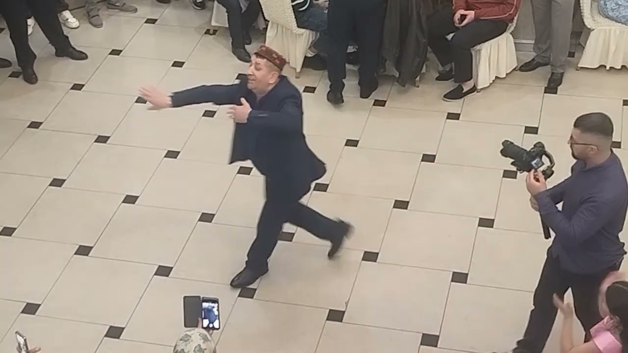 Ракси зебои Бадахшони