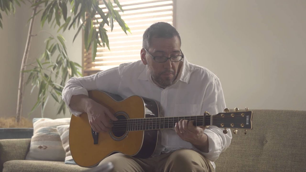 Yamaha TransAcoustic Guitar -  LL-TA/LS-TA