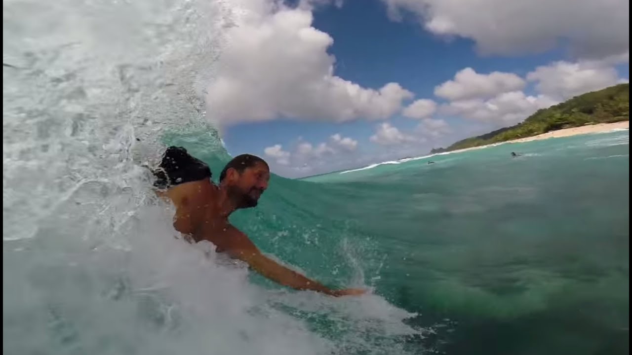 Pipeline bodysurfing session / Filmed with GoPro Hero 3+