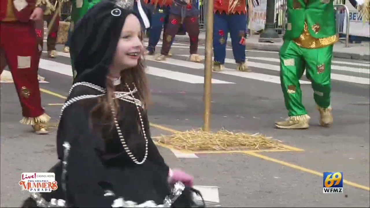 Mummers 2025 Comics