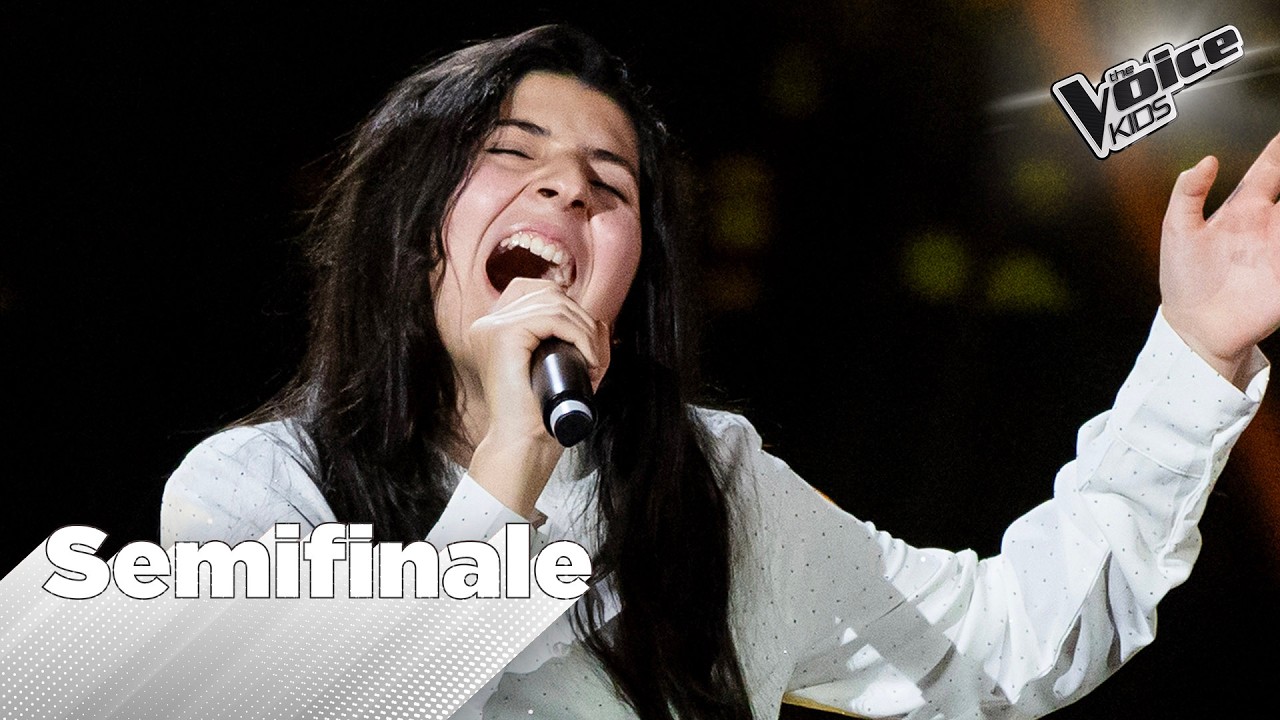 Chiara sul palco con “Tutta colpa mia” di Elodie | The Voice Kids Italy Semifinale