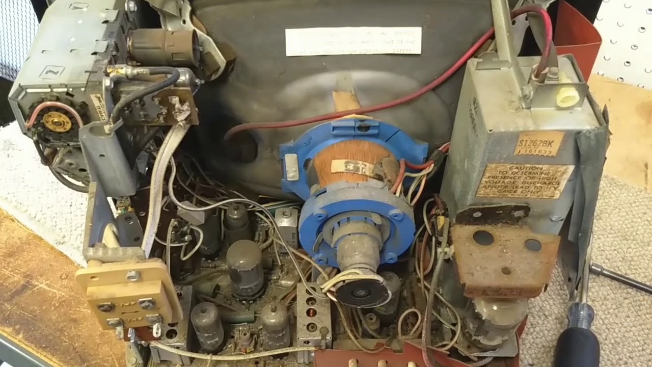 Servicing a 1960s Philco S-1262bk black and white vacuum tube tv. Part 1/2