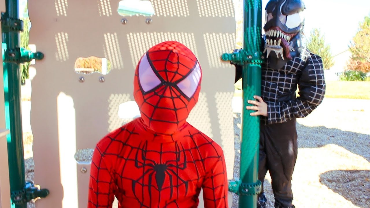 Spider-Man Saves Elias From Venom | Beaherokids