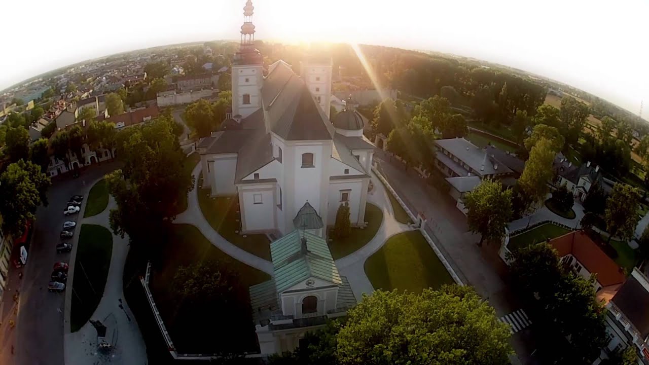 Łowicz kolorem się toczy