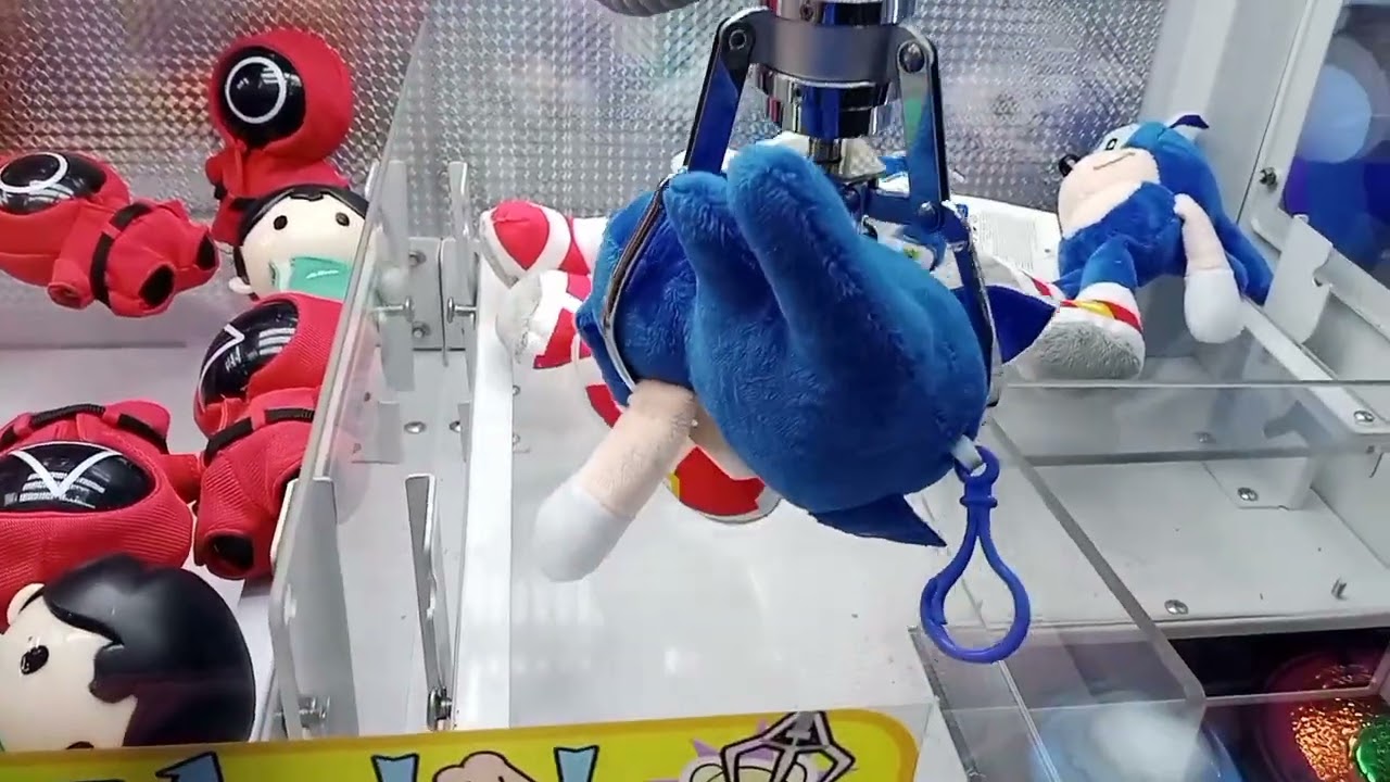 Satisfied Clawmachine winner