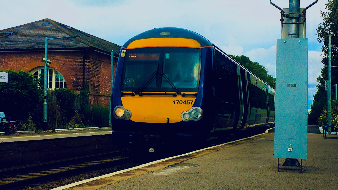 Trains at Hutton cranswick YCL 18/9/22