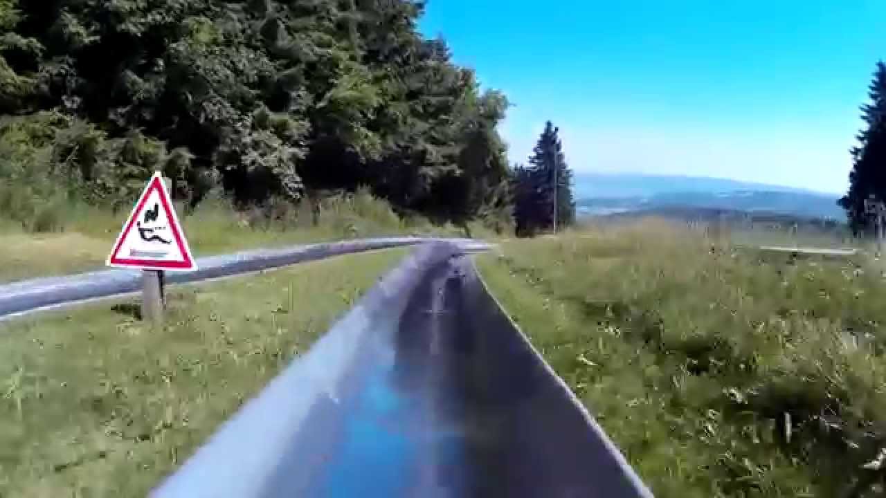 Sommerrodelbahn (rechts), Ski- und Rodelarena Wasserkuppe, Gersfeld (D)