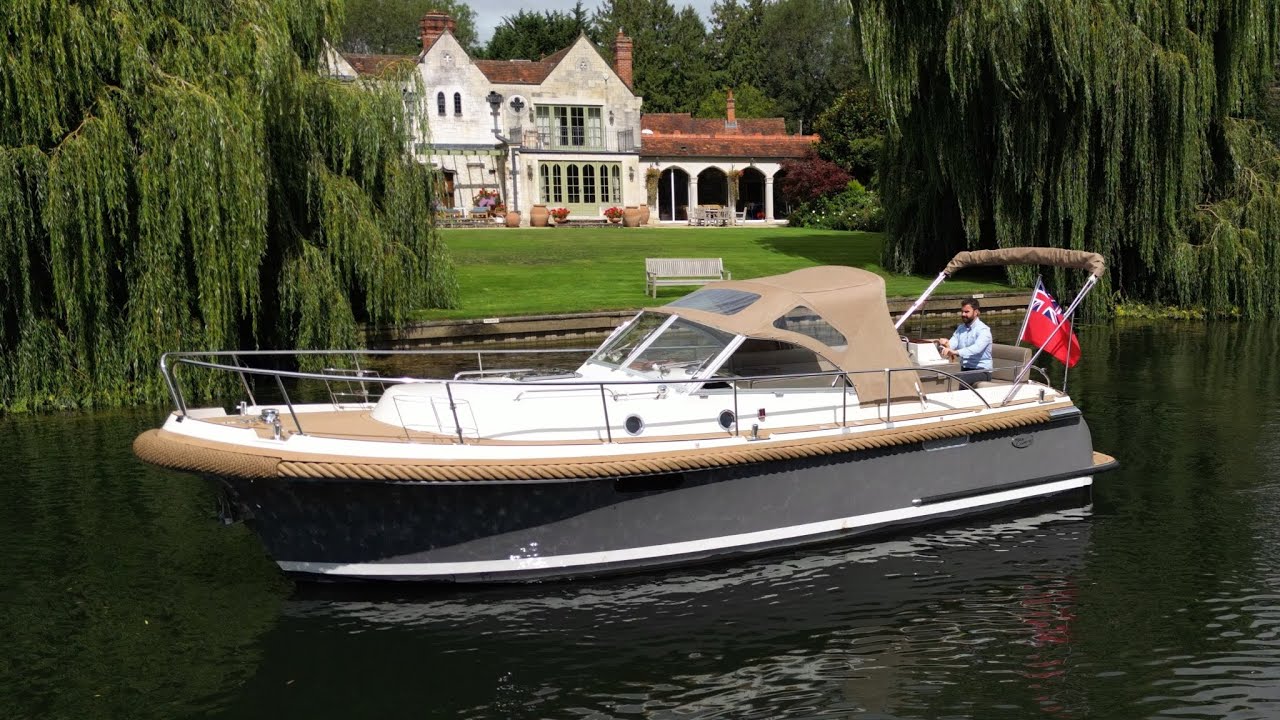 2023 Intercruiser 29 Walkthrough Tour | Luxury Dutch Cruiser
