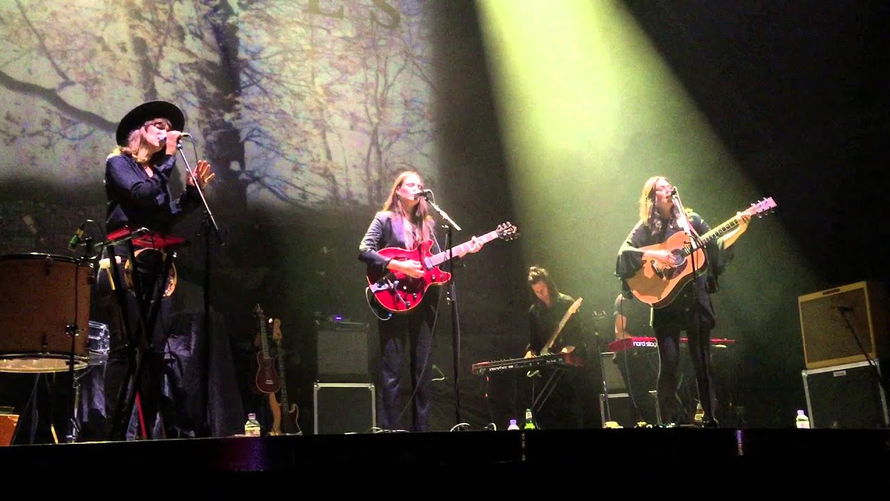 The Staves - Open (live at Alexandra Palace 2015)