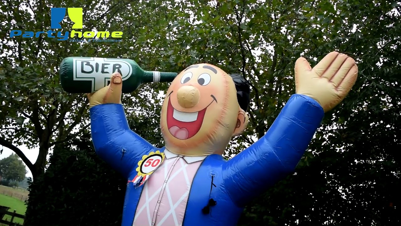 Abraham pop met bierfles. Diverse opblaasbare Abraham poppen bij Partyhome