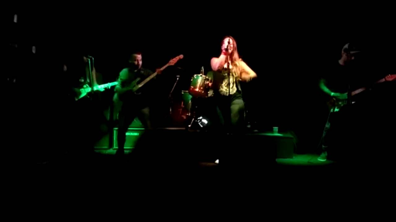 Bisnaga na Cacunda: Cavernas Rock Bar - Pulsos (Pitty)