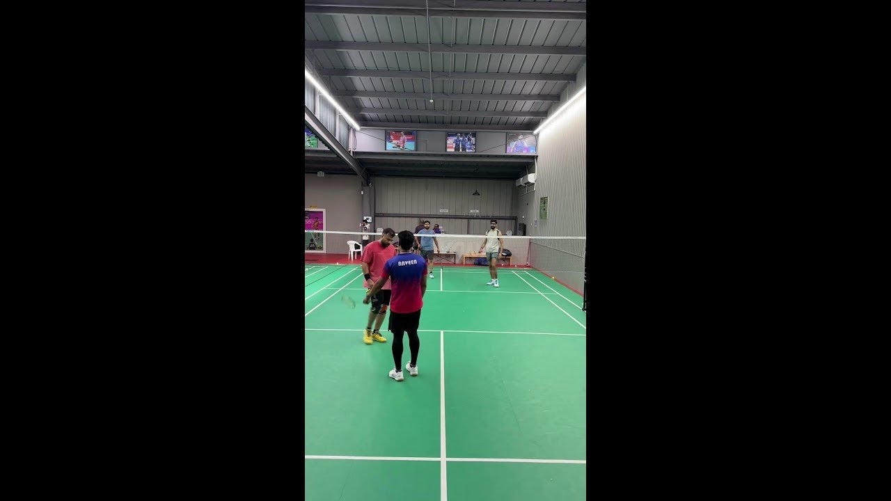 SHUTTLERS Al Ain (SAA)- Indoor Badminton court Live Streaming .