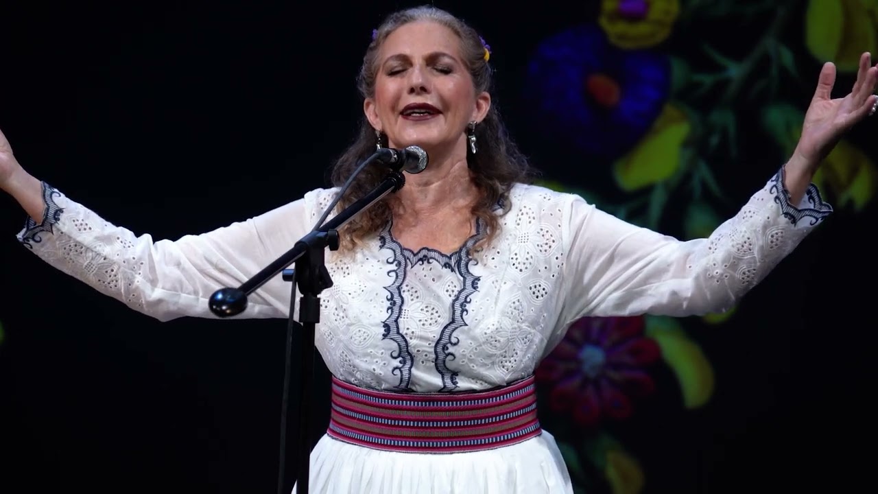 Vuela, Vuela, Palomita- Yaraví - Dominio Público. Pepita García Miró y Encantos Andinos