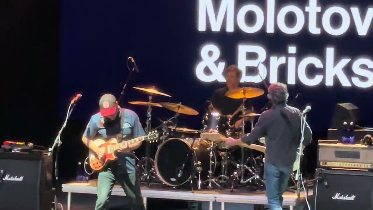 🔥 TOM MORELLO EN COLOMBIA 🇨🇴 | PRIMER SHOW EN EL TEATRO JORGE ELIECER GAITÁN 19 MARZO 2026 🤘