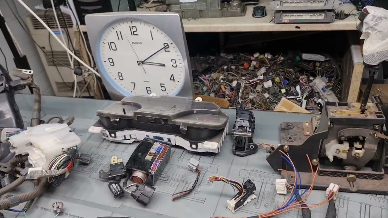 3uz fe 6at свап Митсубиси Паджеро. Поставил и поехал.Родной щиток приборов Митсубиси.Сборка, тест:)