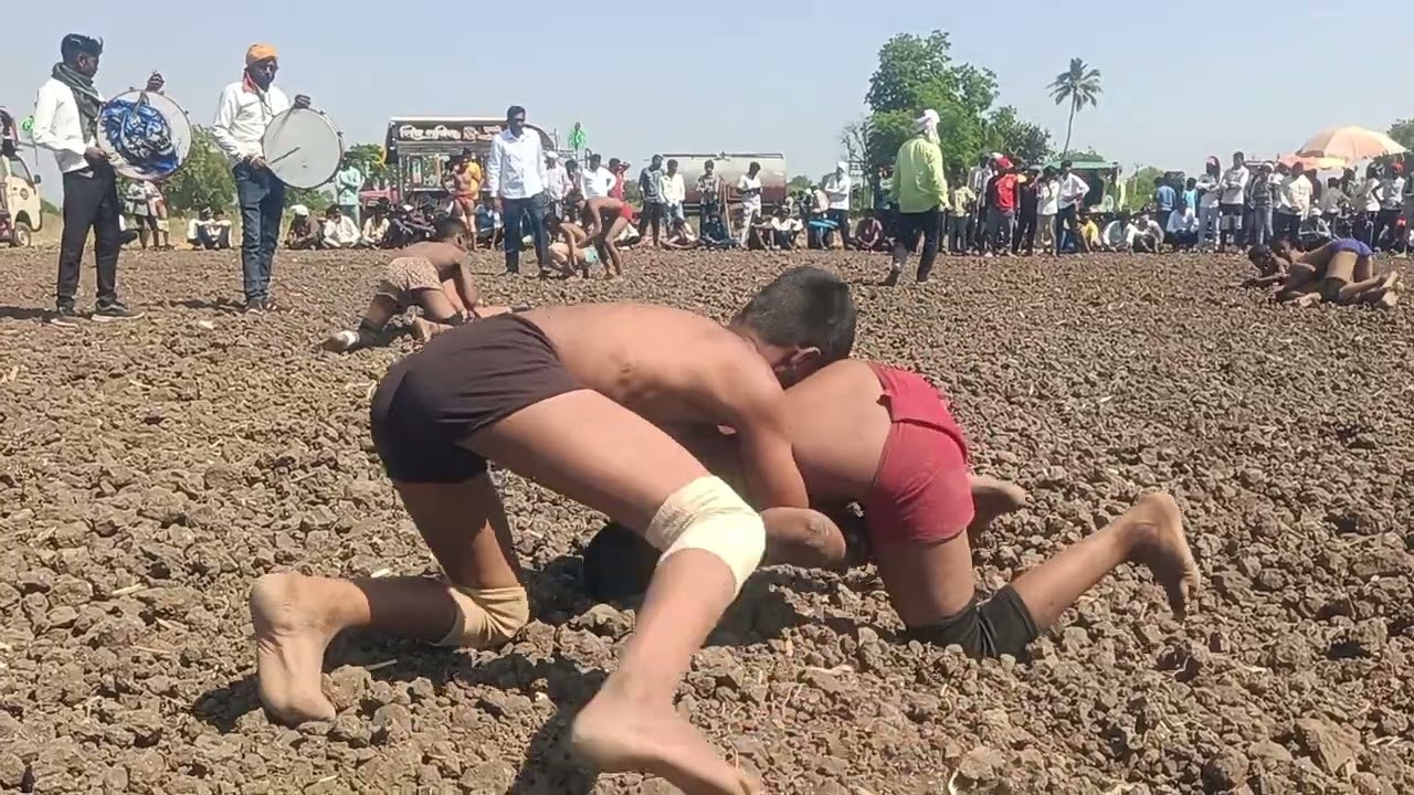 ओम पहीलवान कोळगाव कुस्ती दंगल 