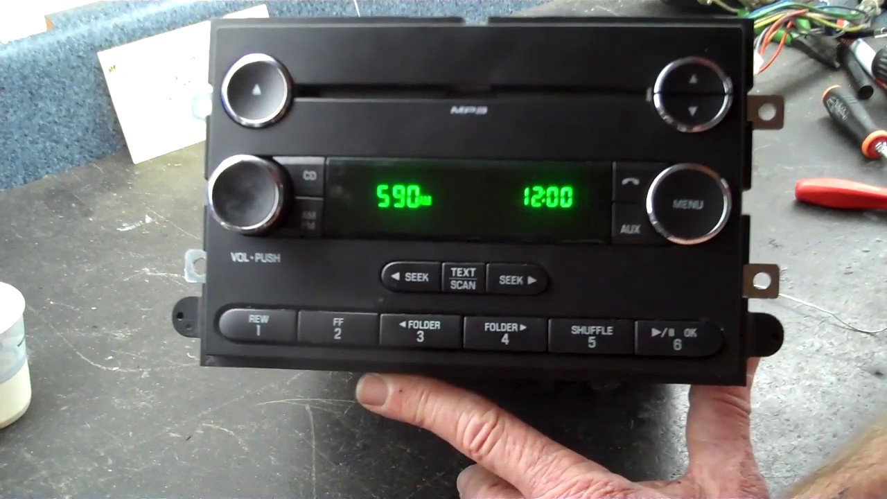 Ford Stereo No Display - Ремонт - Помощь с автомобильной стереосистемой