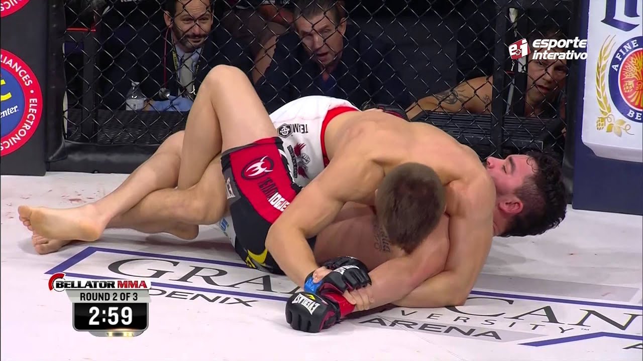 Marcin Held domina Patricky Pitbull e é campeão do GP dos leves no Bellator 126