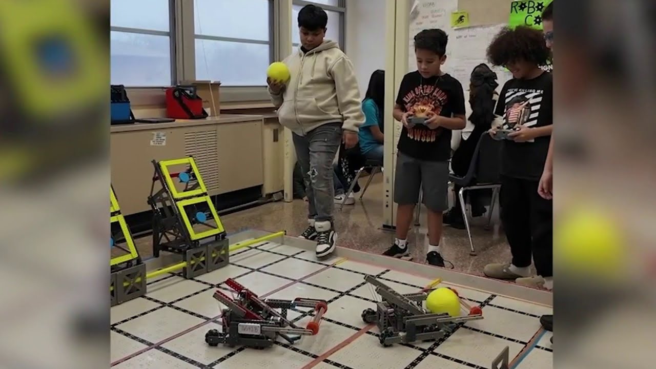 Robotics club at Walzem Elementary sparks engineering interest among students