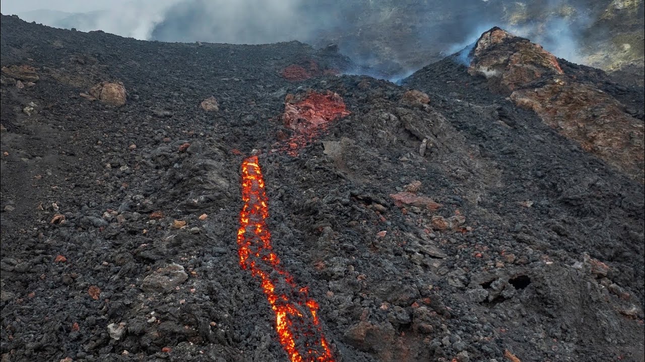 Stromboli Volcano - Lavaflow 23.12.2025