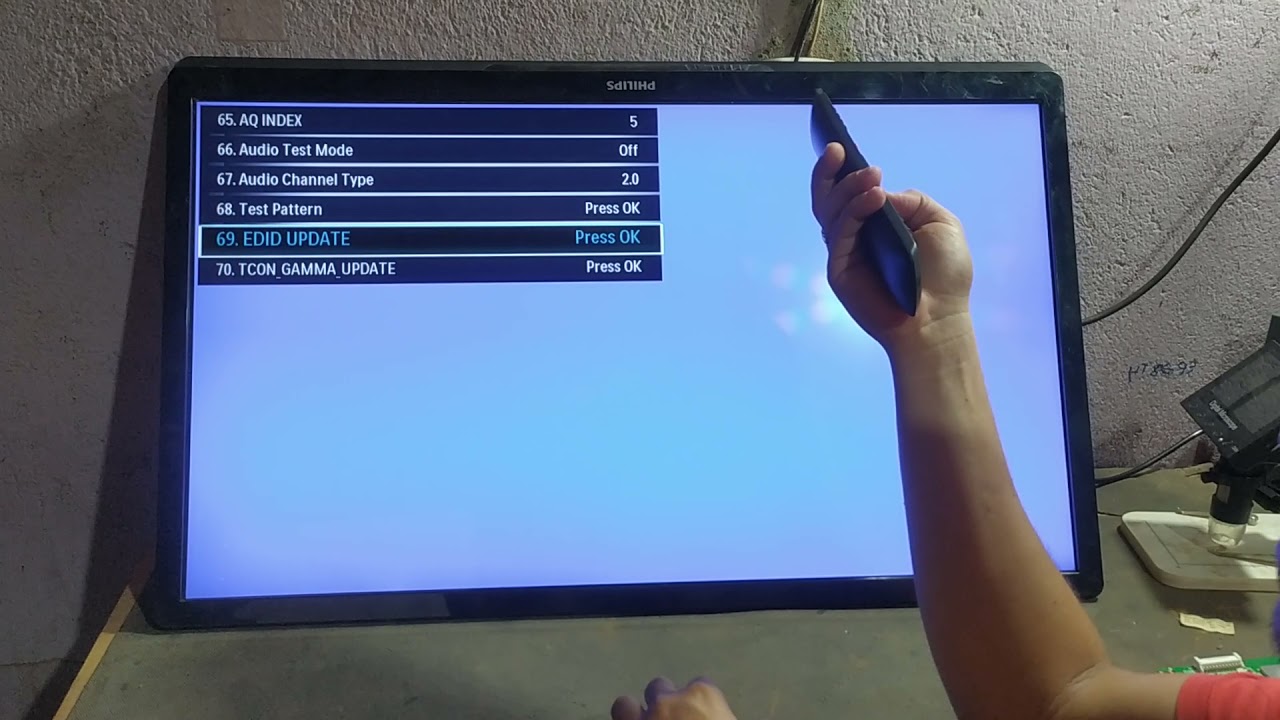 Como girar imagem da tv Philips pelo modo de serviço