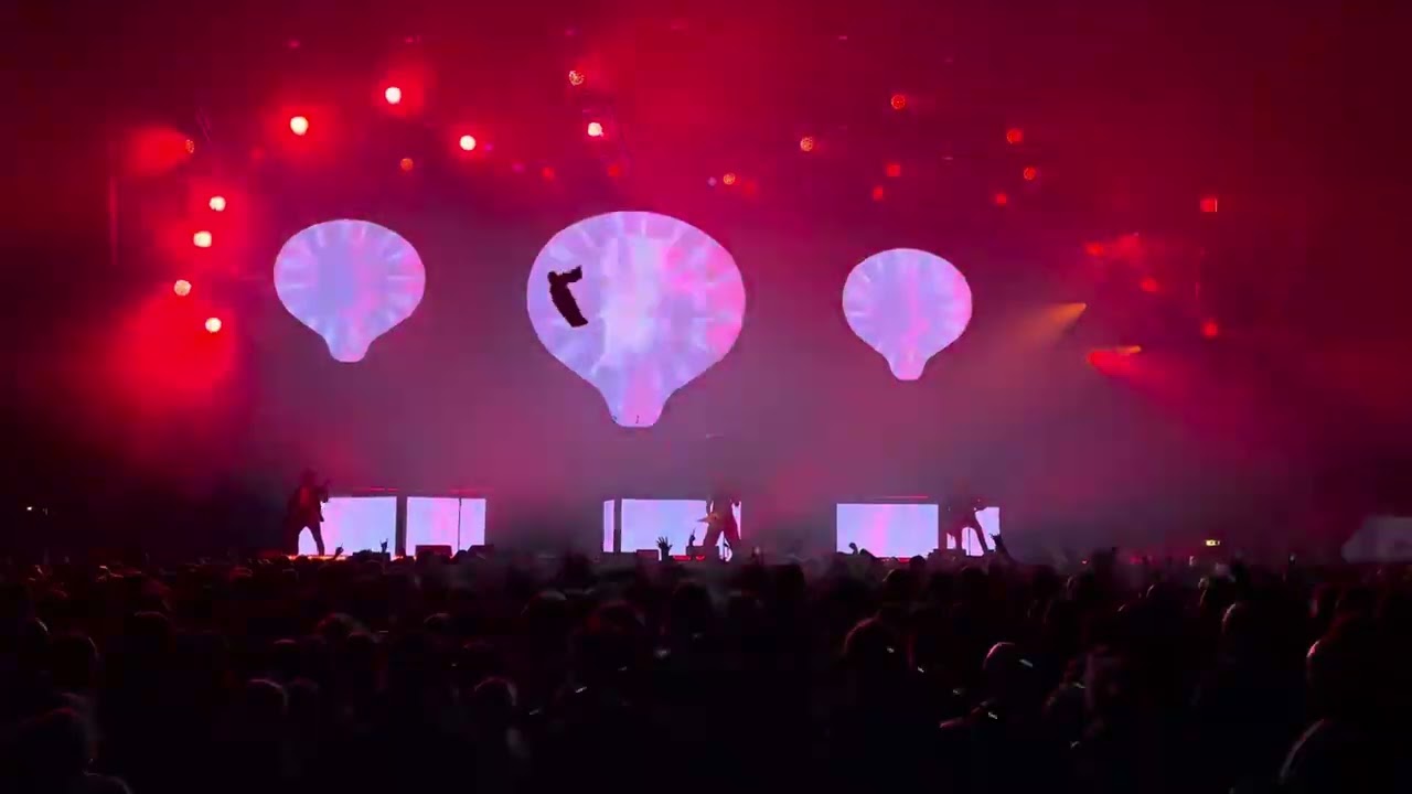 Bullet For My Valentine - Knives [Paris Le Zénith 07.02.2025]