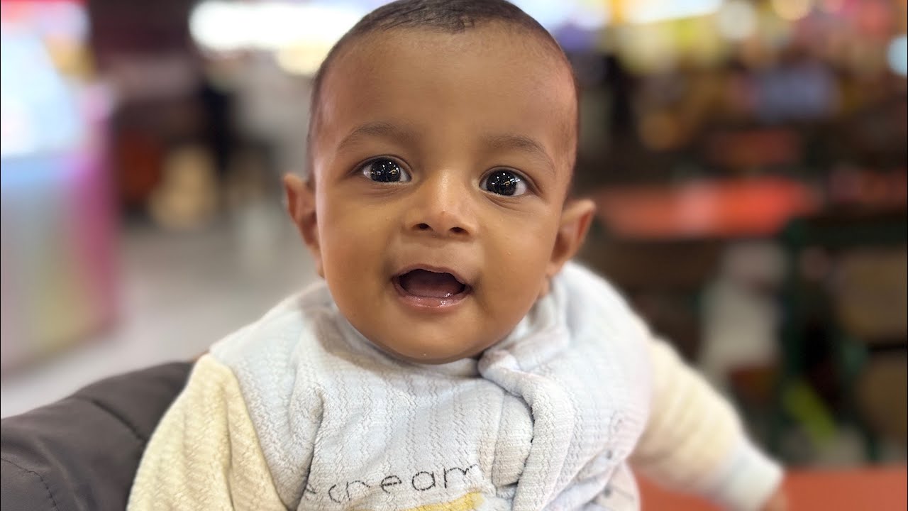 Aaj nikli me gaddi leke gopal ke chole bhature khans😂