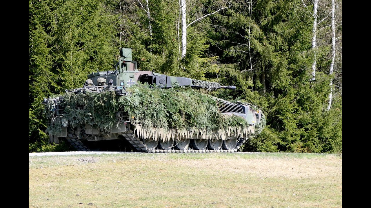 PUMA VJTF fährt rückwärts - PzGrenBtl 112