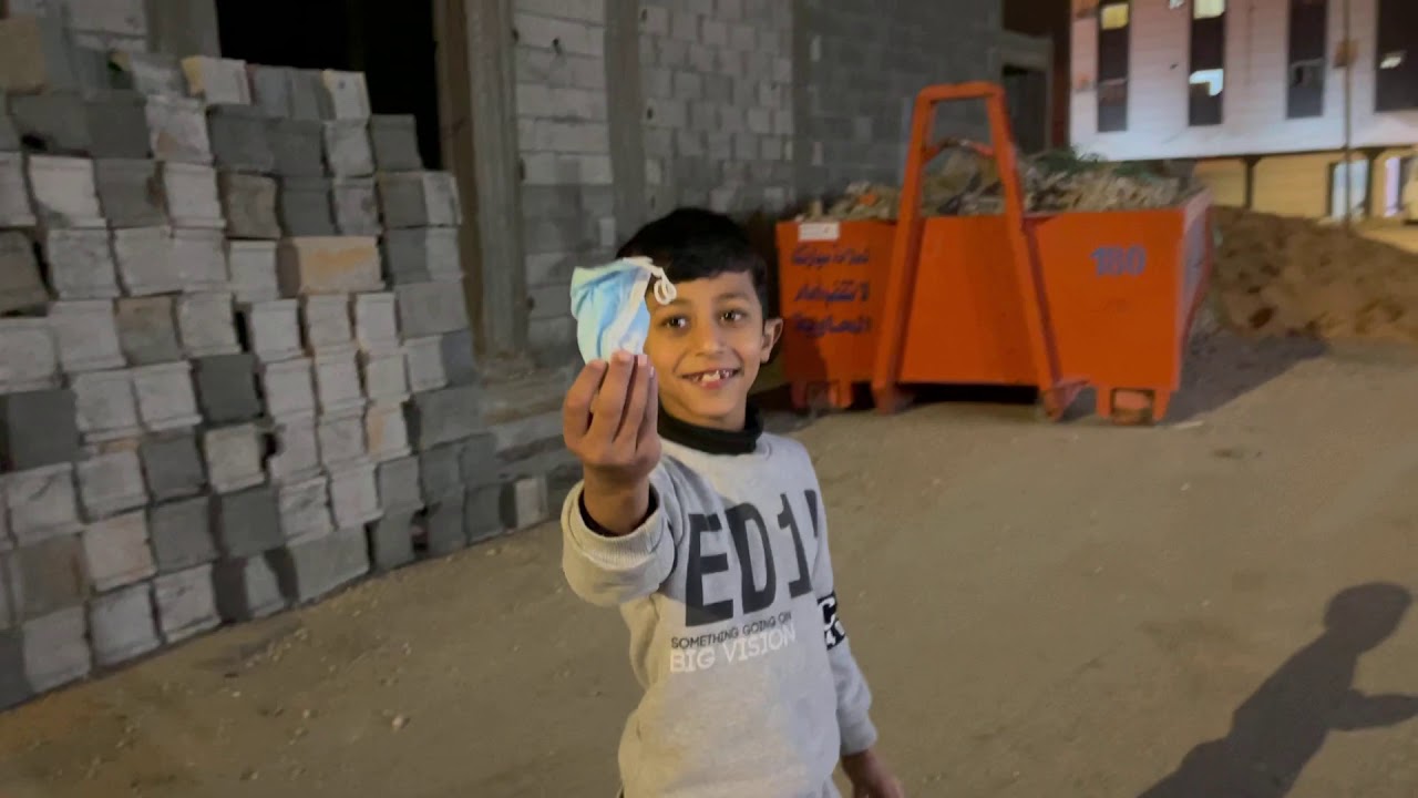 اتحداء ايهم يدخل العماره🤣