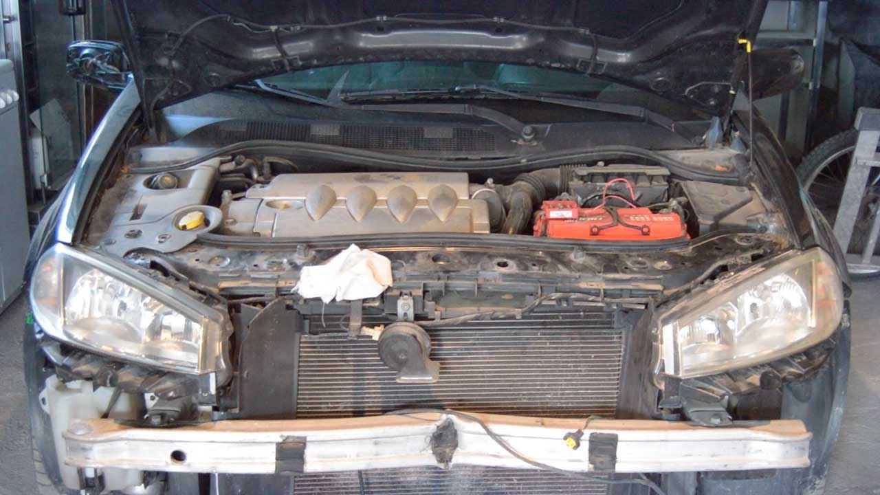 Rescatar del Desguace un Coche Abandonado | RENAULT MEGANE II (Restaurar exterior + interior)