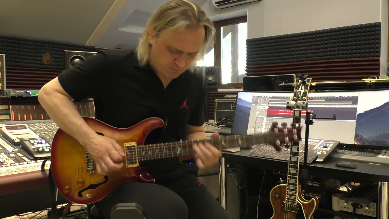 PRS McCarty Hollowbody Vs Gibson Les Paul Custom