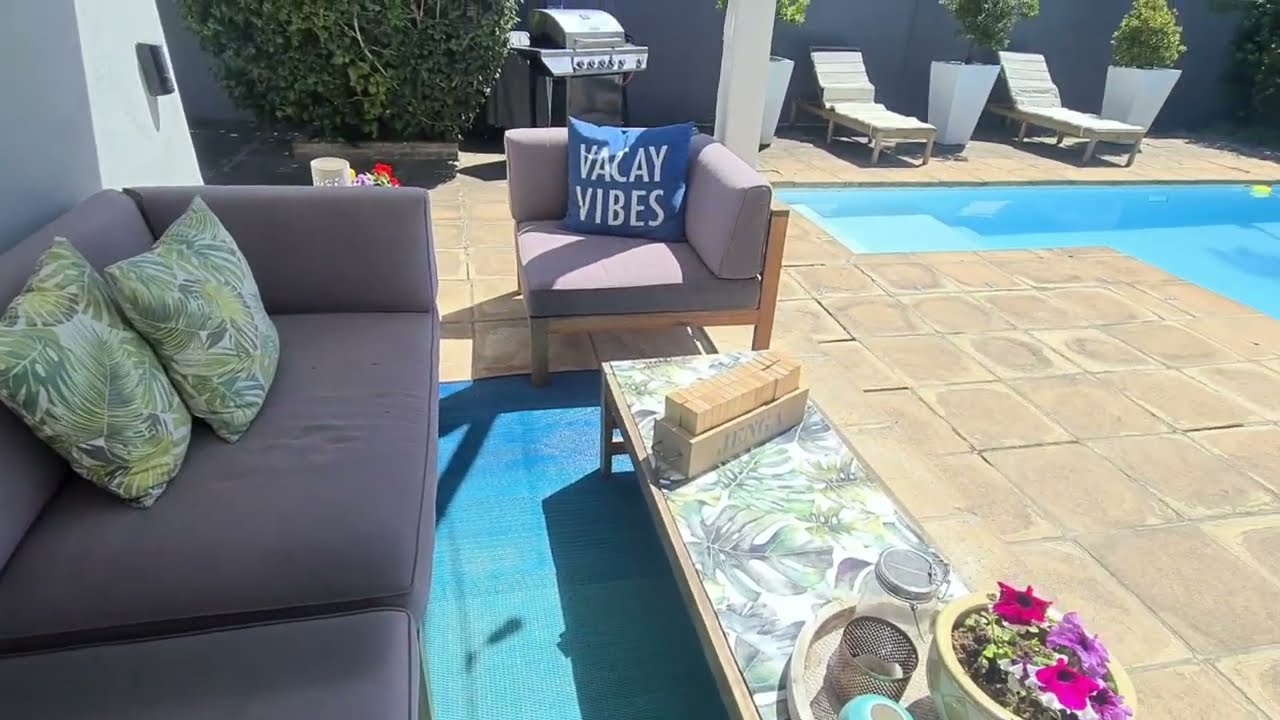 3 Bedroom House for Sale in Tokai | Cape Town | South Africa, Seeff Southern Suburbs