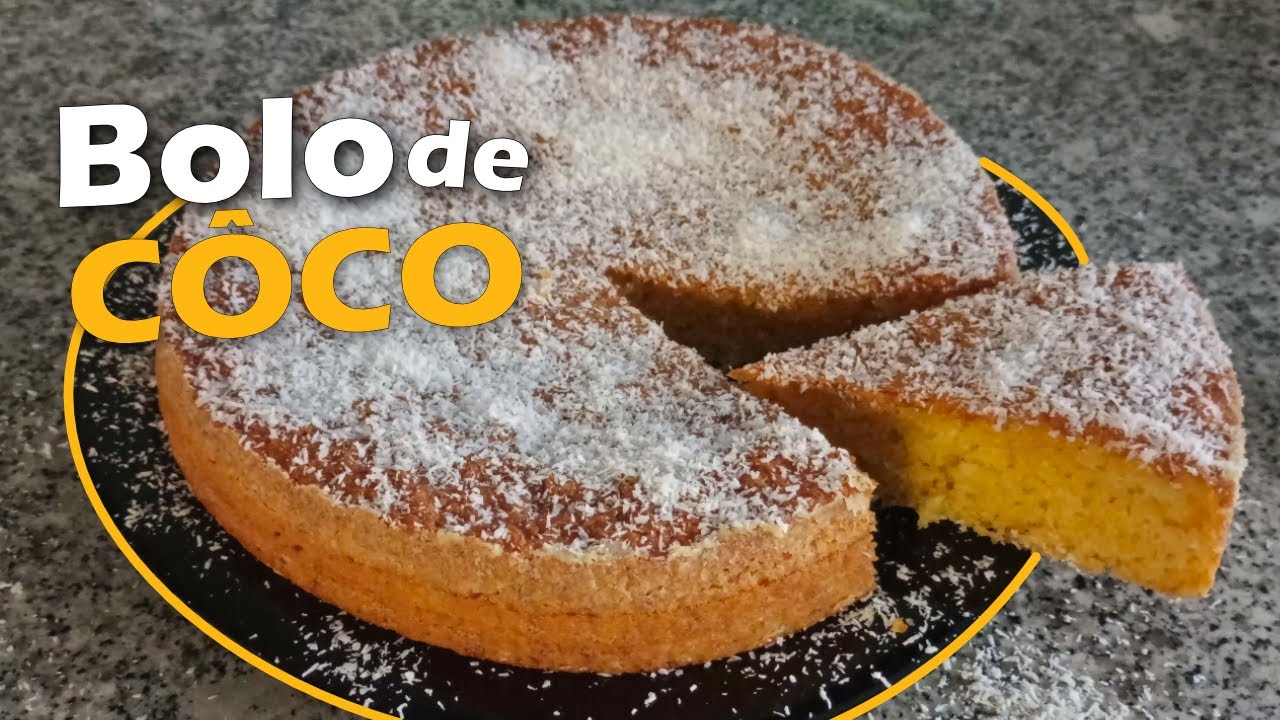Bolo de Coco h&uacute;mido - f&aacute;cil, r&aacute;pido e delicioso