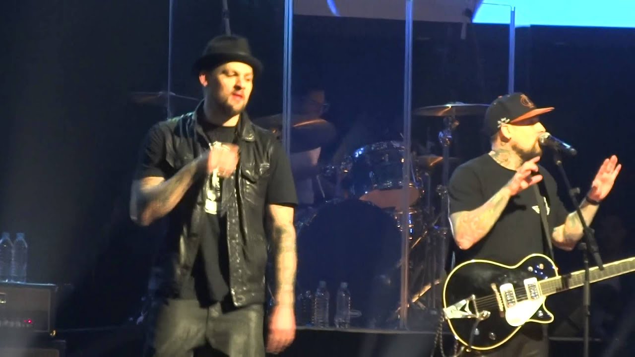 The Madden Brothers - We Are Done - Greetings From California Tour Sydney 01/11/14