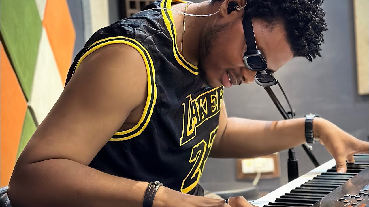 THE HOTTEST TRAP PRAISE ON THE INTERNET RIGHT NOW🔥🔥😲😲