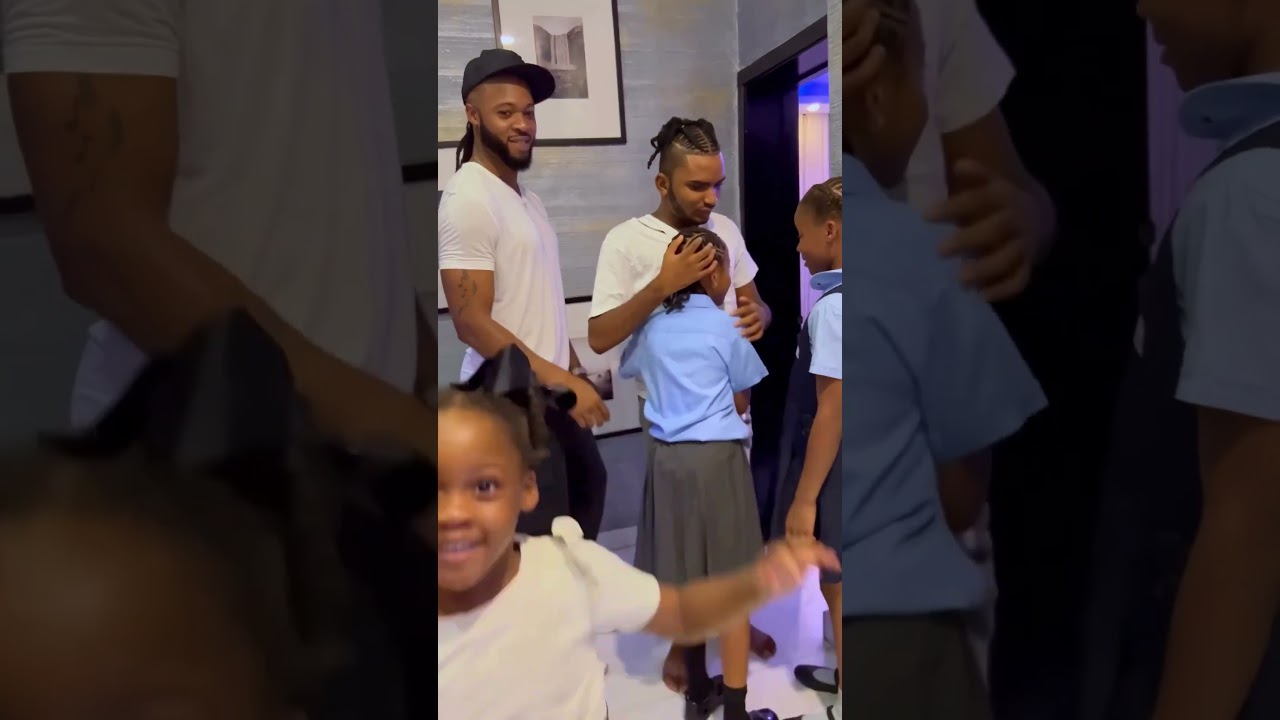 Emotional moment between Flavour and his children🥰 #flavour #celebrity #semah