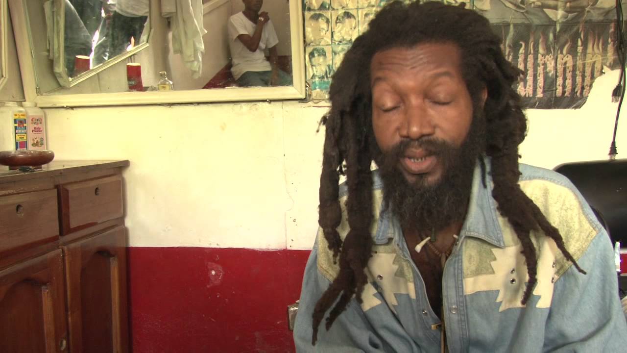 les dreadlocks et la société. Quelle lecture?