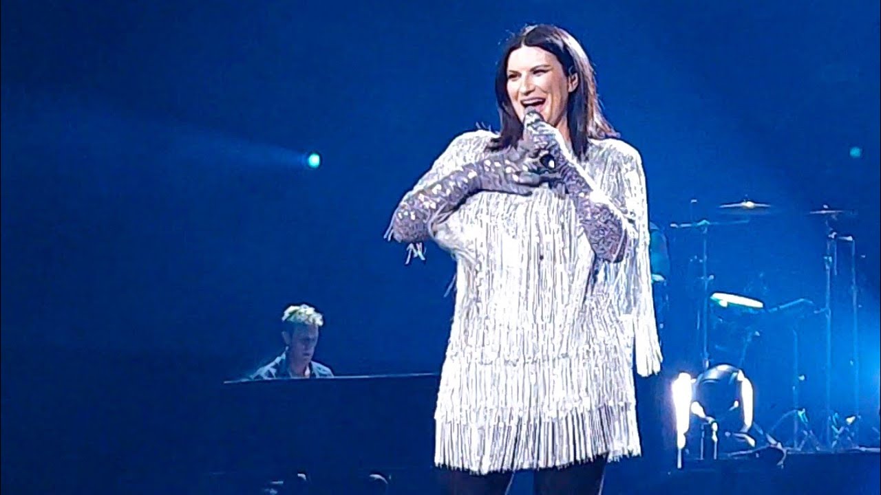 Laura Pausini - Las Cosas Que Vives (en vivo Bogota - Colombia || Laura Pausini World Tour 2024)