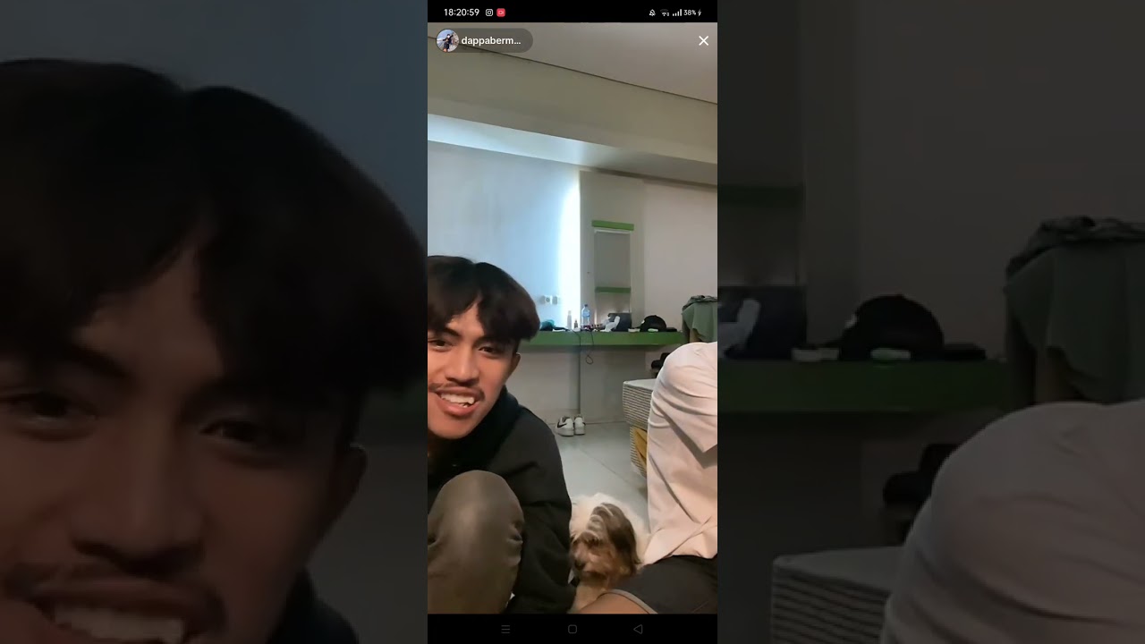 Iyaa yang ngak mau jauh banget dehh 😍😍