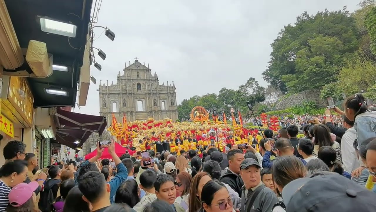 🔥🇲🇴🐴🧧🐲🎉2026澳門農曆新年大金龍巡遊年初一舞龍舞獅表演大三巴牌坊Macau Lunar New Year Golden Dragon Parade Lion Dance Celebration