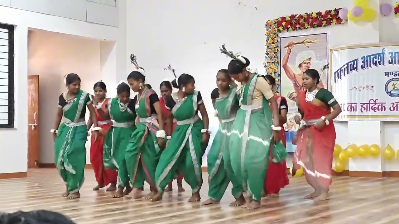 Bhagwan Birsa Munda jayanti Celebration. Tribal Dance by EMRS GIRLS. EMRS MADNLA 