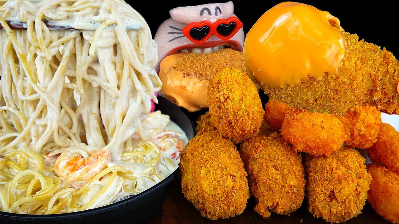 Шоу ASMR MUKBANG :) со сливочной пастой, домашней курицей и жареными креветками!