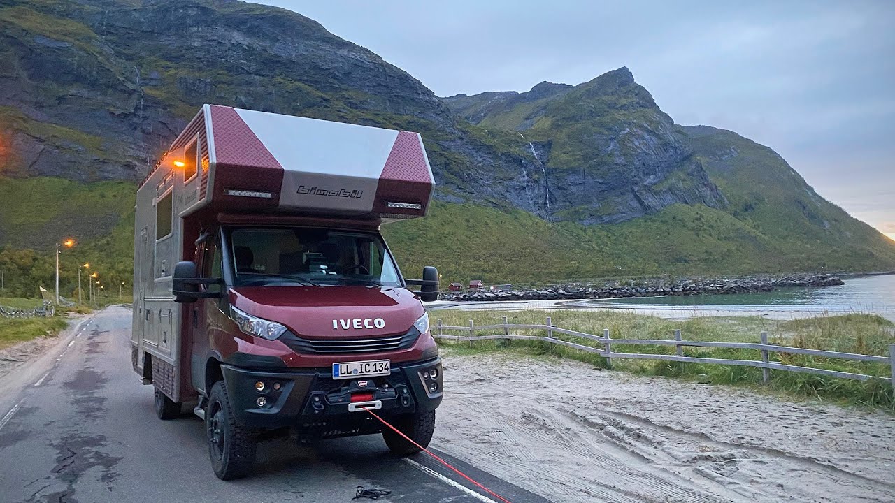 DAILY 4X4 DA 270.000 EURO RECUPERA UN CAMPER INSABBIATO!