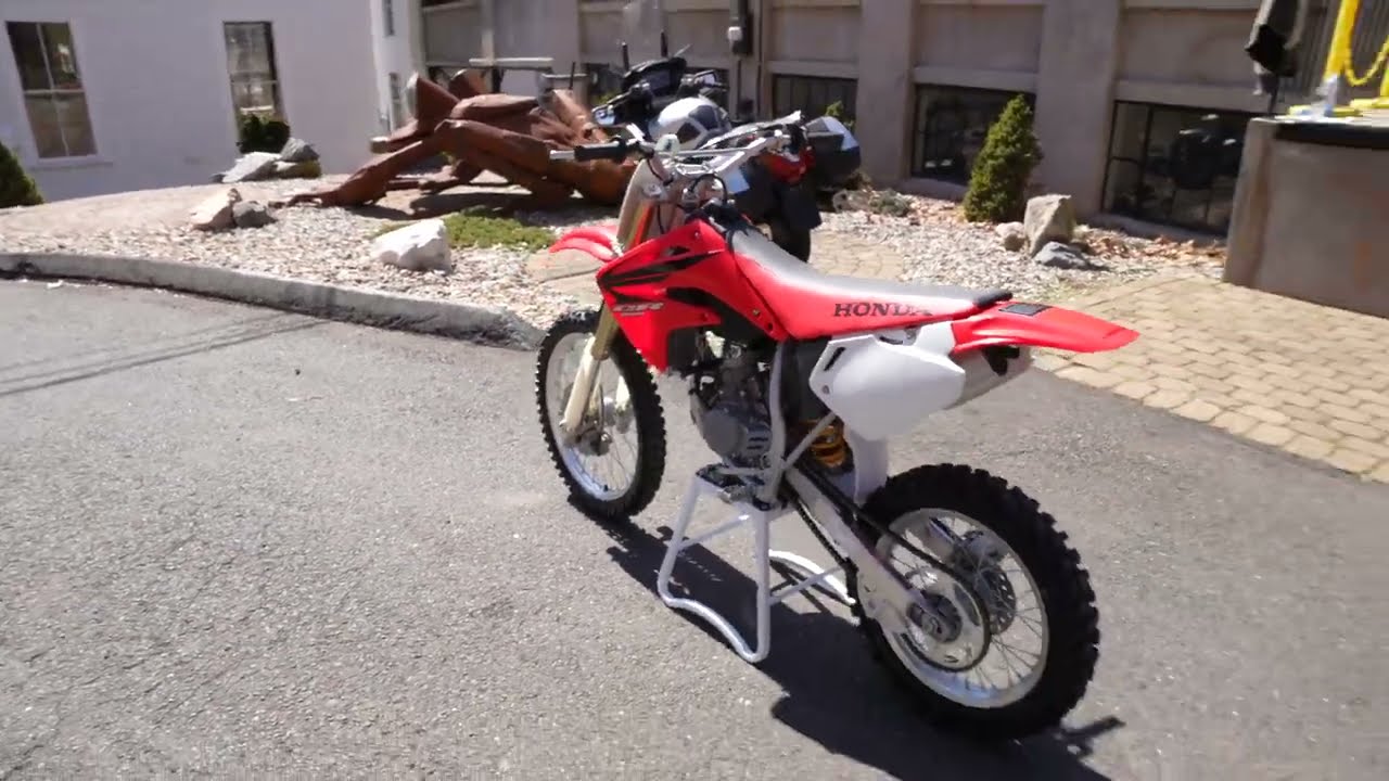 THE LAST BRAND NEW NOS 2007 HONDA CR85 WILL BE SOLD ON EBAY AUCTION