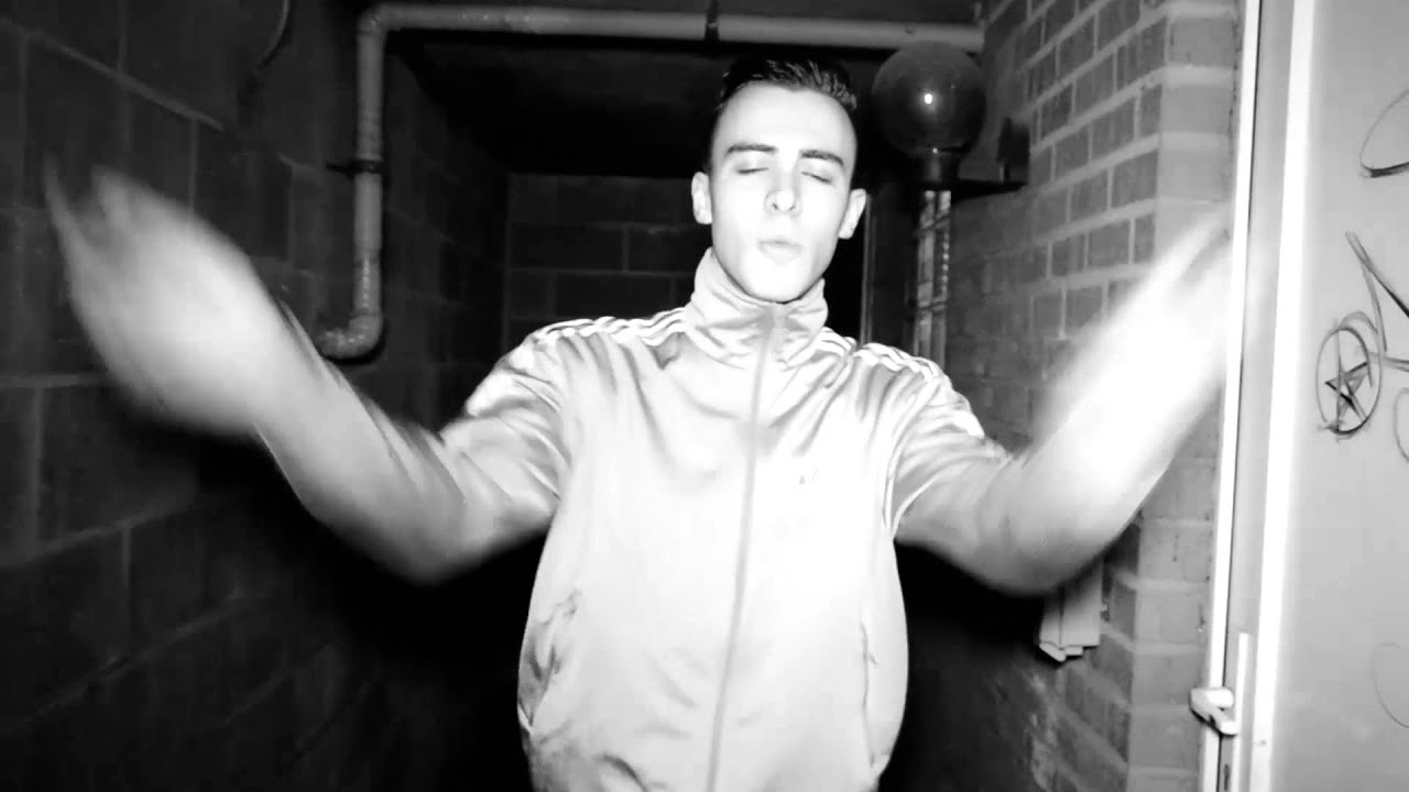 MAKS - FREESTYLE D'OCTOBRE x STRIKT MINIMUM
