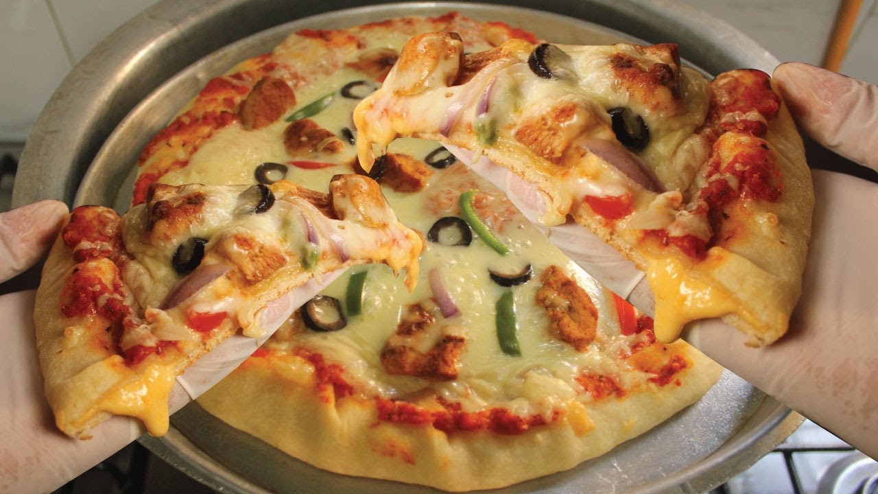 Cheese Burst Pizza without Oven | Double Cheese Pizza | Cheese Burst Pizza by Hafsas Kitchen
