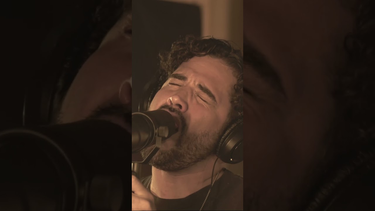 Tryp - Masquerade  (live)